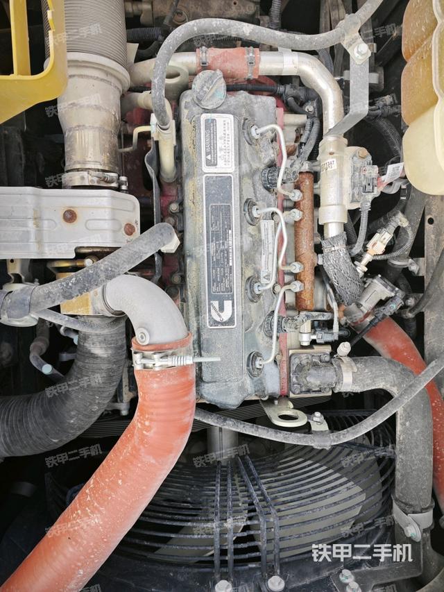 氣門室蓋螺絲特寫（上車部件）