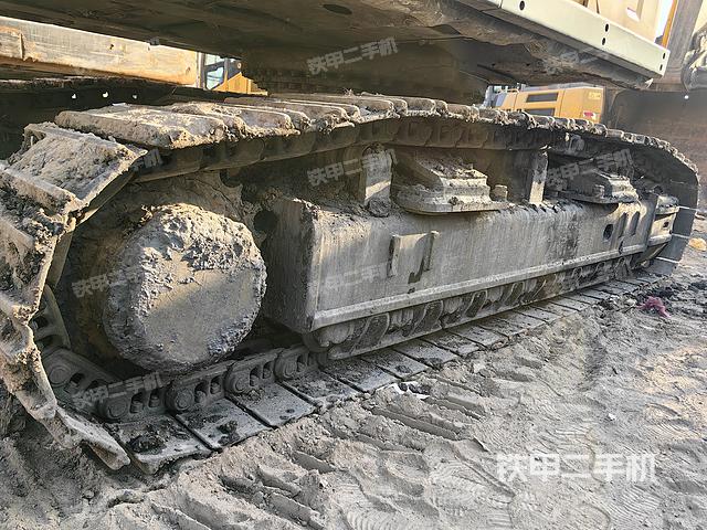 单侧履带整体（整机外观）