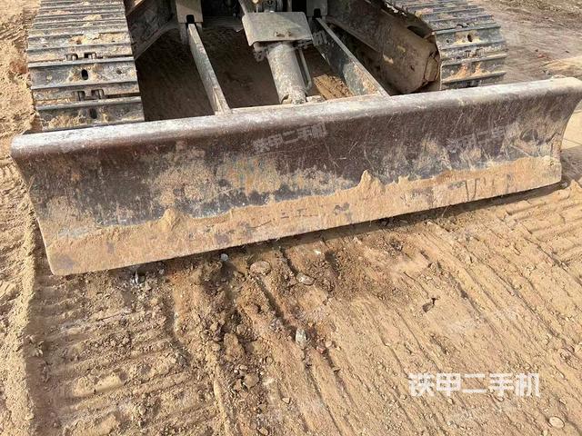 單側(cè)履帶整體（整機(jī)外觀）