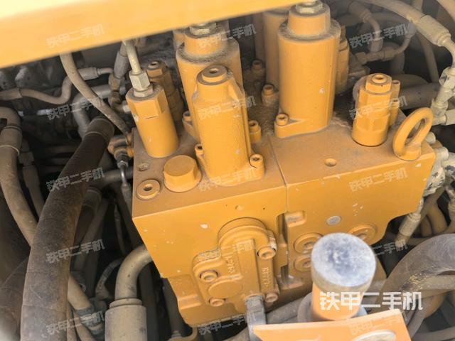 分配閥（上車部件）