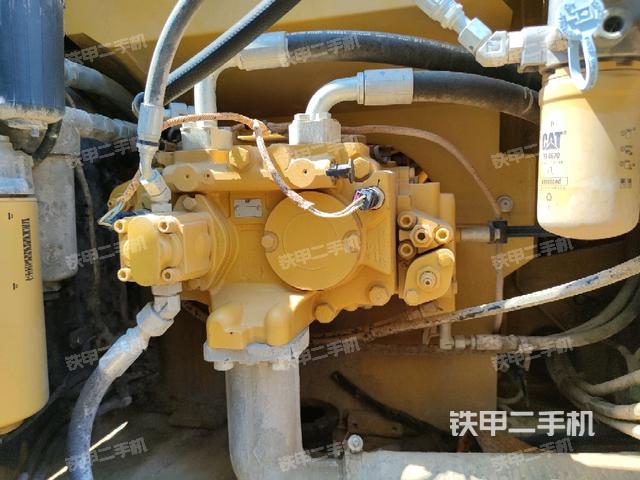 液壓泵斜45?左（大件艙室）