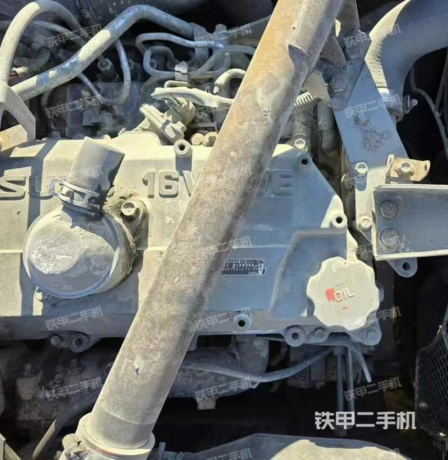 發(fā)動(dòng)機(jī)整體俯視(整機(jī)外觀) 發(fā)動(dòng)機(jī)整體俯視(整機(jī)外觀)