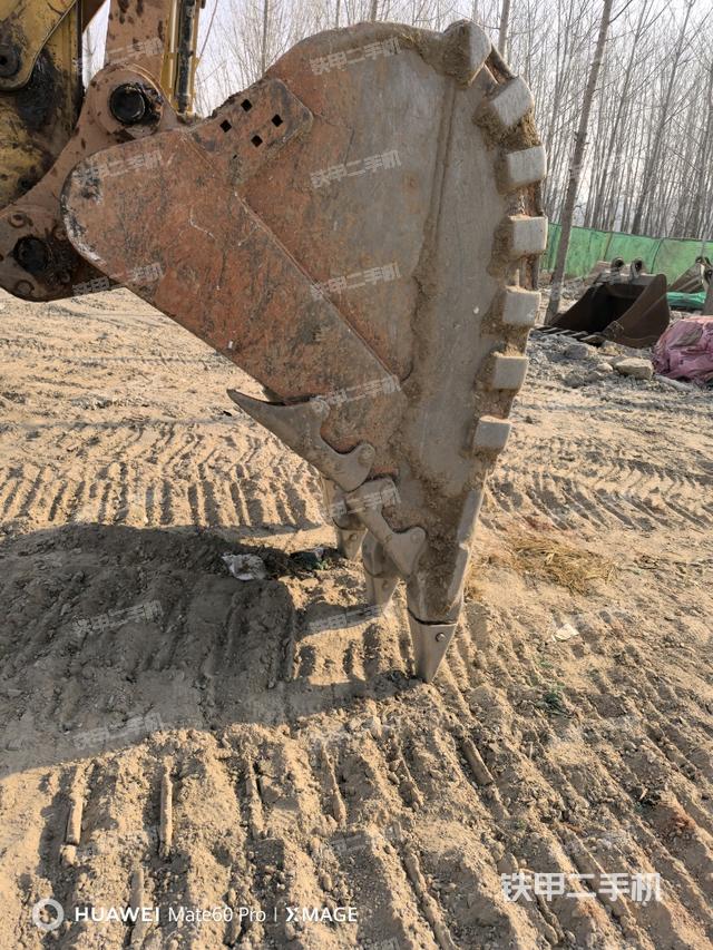 大臂整體?右側（工作和回轉裝置）