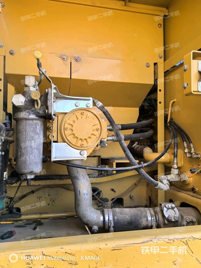 液壓泵斜45?左(大件艙室) 液壓泵斜45?左(大件艙室)