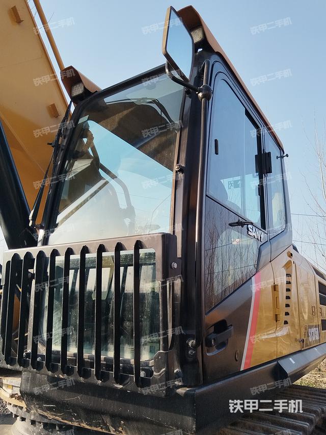 驾驶室整体（整机外观）