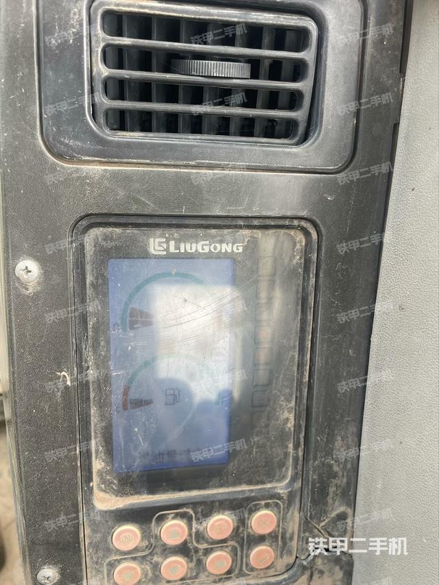 顯示屏?（駕駛室部分）