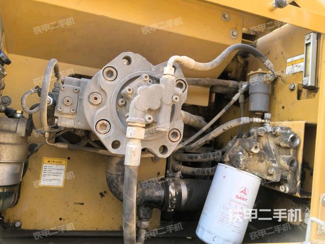 液壓泵室（大件艙室）