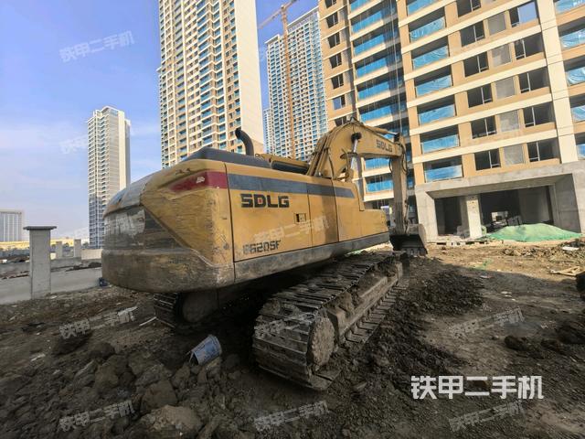 右后45(整機(jī)外觀) 右后45(整機(jī)外觀)