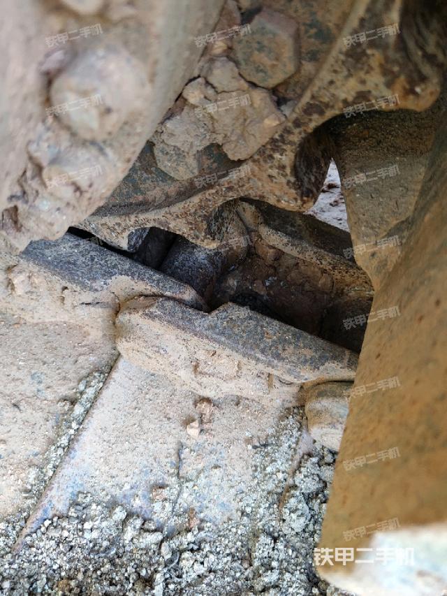 右導(dǎo)向輪（行走機(jī)構(gòu)）