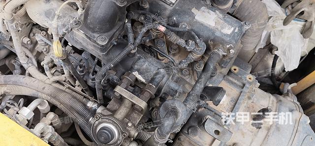 发动机整体俯视（整机外观）