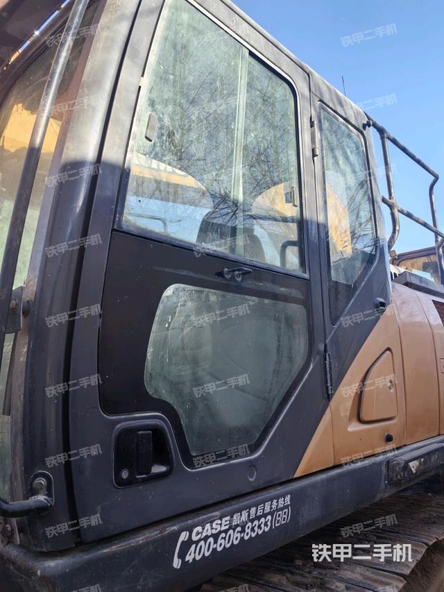 駕駛室整體（整機外觀）