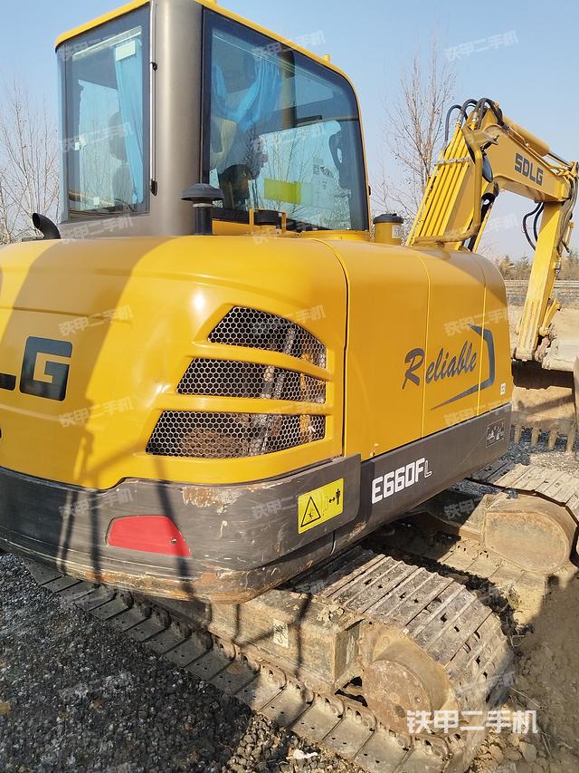 整機(jī)右后45°（整機(jī)外觀）