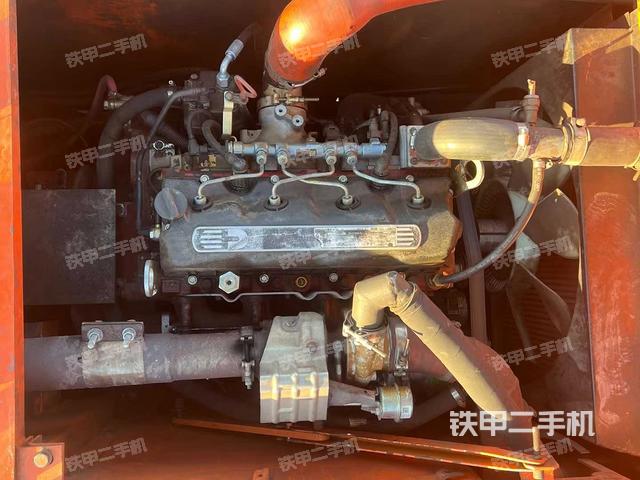 发动机整体俯视(整机外观) 发动机整体俯视(整机外观)