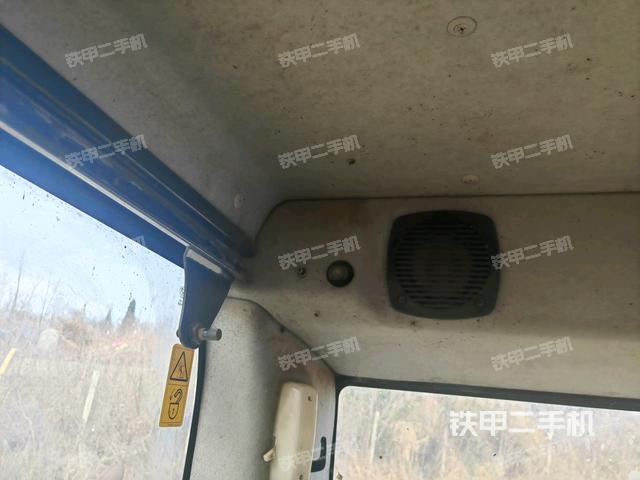 右側(cè)玻璃角標(biāo)（駕駛室部分）