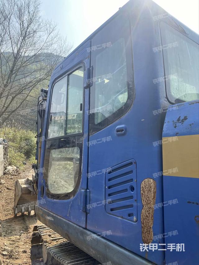 駕駛室左后45度（駕駛室部分）