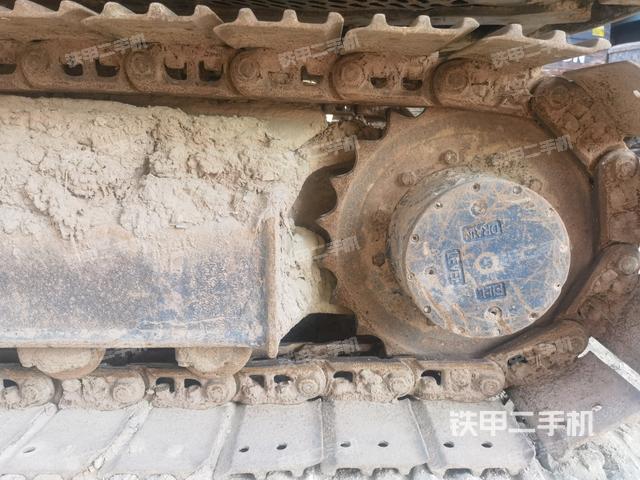 左側(cè)履帶整體?（行走機(jī)構(gòu)）