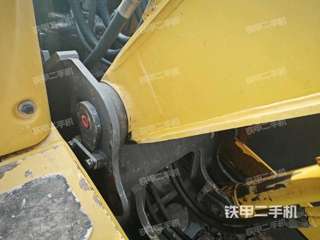 大臂根部?斜視(工作和回轉(zhuǎn)裝置) 大臂根部?斜視(工作和回轉(zhuǎn)裝置)
