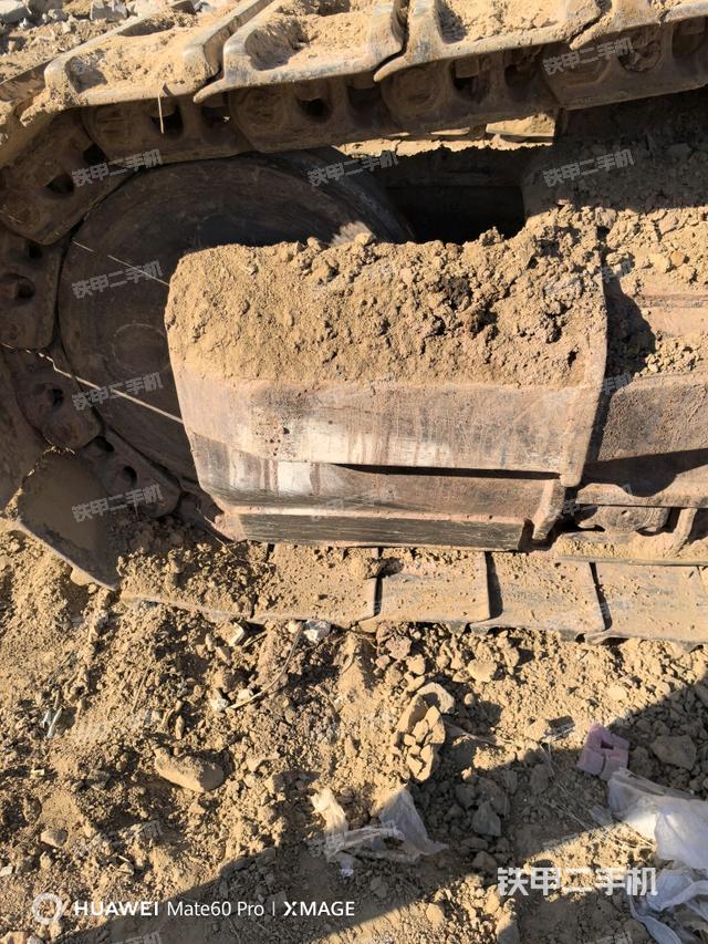 左側(cè)行走馬達(dá)蓋板（行走機(jī)構(gòu)）