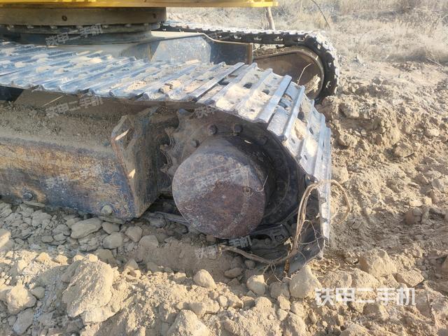 右驅(qū)動(dòng)輪（行走機(jī)構(gòu)）