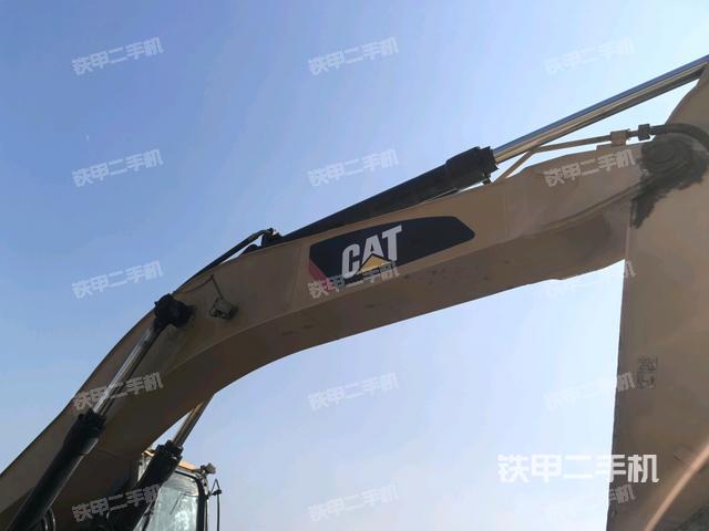 大臂整體?右側(cè)(工作和回轉(zhuǎn)裝置) 大臂整體?右側(cè)(工作和回轉(zhuǎn)裝置)