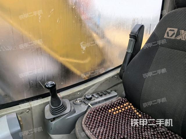 后窗玻璃角標(biāo)(駕駛室部分) 后窗玻璃角標(biāo)(駕駛室部分)