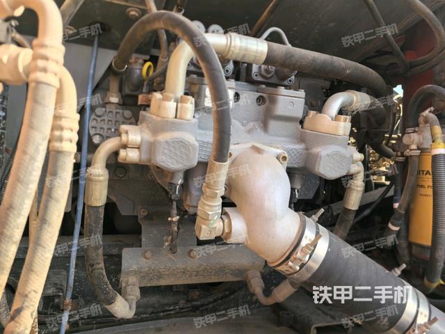 液壓泵斜45?左(大件艙室) 液壓泵斜45?左(大件艙室)