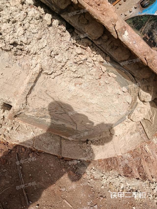 右側行走馬達蓋板（行走機構）