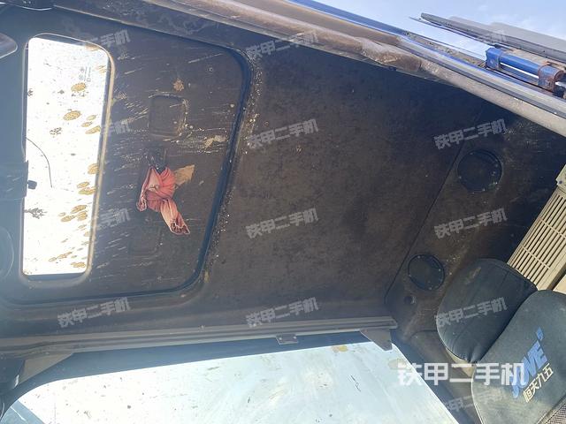 頂棚整體（駕駛室部分）