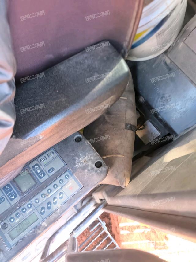 后窗玻璃角標(biāo)（駕駛室部分）