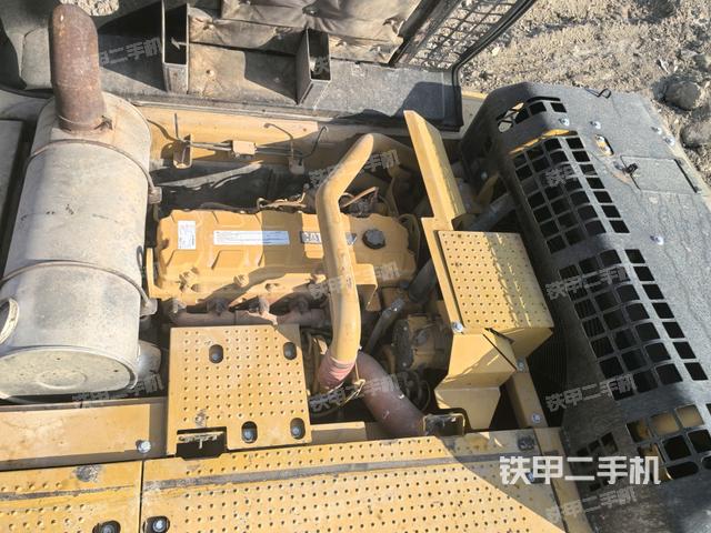 發(fā)動機室(上車部件) 發(fā)動機室(上車部件)