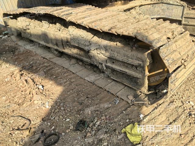 左側(cè)履帶整體?(行走機構(gòu)) 左側(cè)履帶整體?(行走機構(gòu))