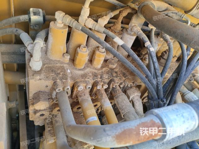 分配閥（上車部件）