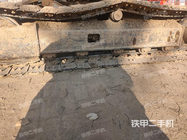 单侧履带整体（整机外观）