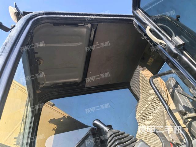 頂棚整體(駕駛室部分) 頂棚整體(駕駛室部分)