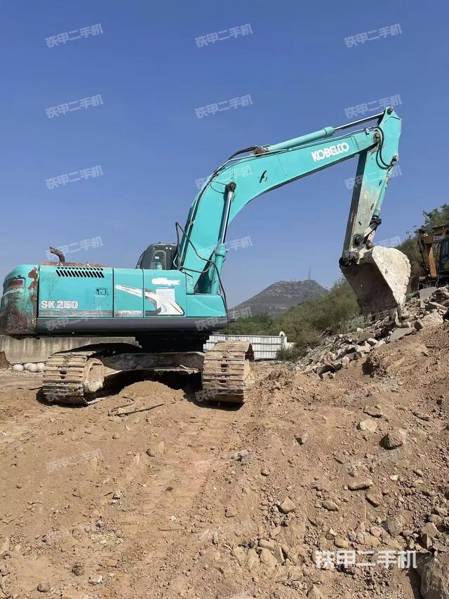 整機右后45°（整機外觀）