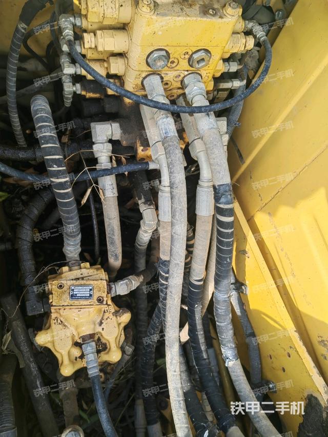 分配閥（上車部件）