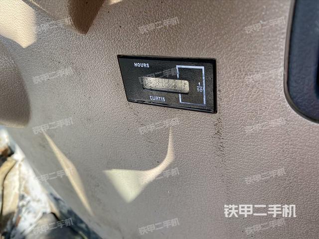 小時(shí)表(駕駛室部分) 小時(shí)表(駕駛室部分)