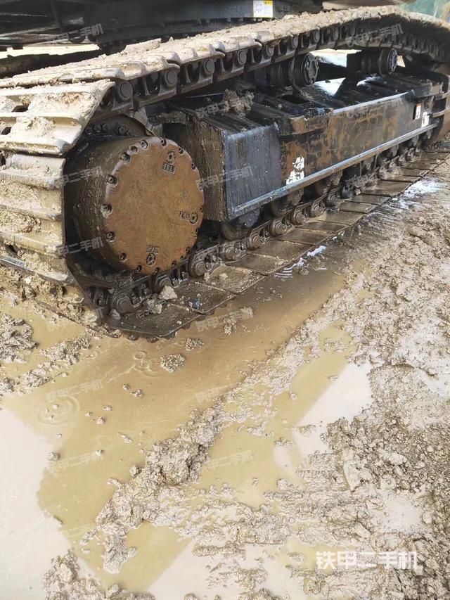 单侧履带整体（整机外观）