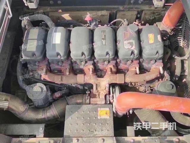 發(fā)動(dòng)機(jī)整體俯視（整機(jī)外觀）