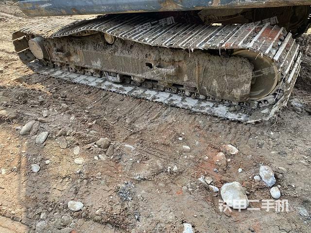 右側(cè)履帶整體（行走機構(gòu)）