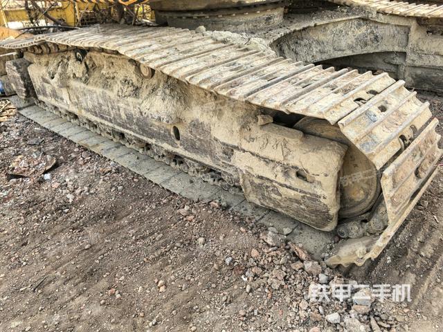 左導(dǎo)向輪（行走機(jī)構(gòu)）