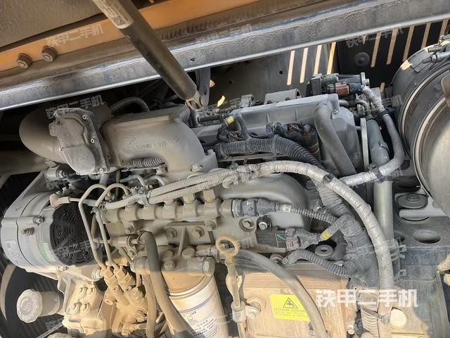 發(fā)動機整體俯視（整機外觀）