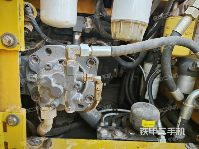 液壓泵斜45?左(大件艙室) 液壓泵斜45?左(大件艙室)