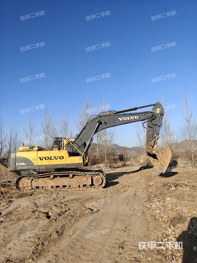 整機(jī)右后45°(整機(jī)外觀) 整機(jī)右后45°(整機(jī)外觀)