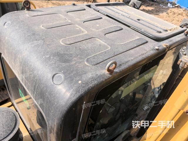 駕駛室頂部俯視（上車部件）