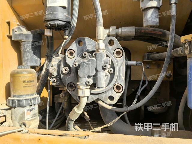 液壓泵室(大件艙室) 液壓泵室(大件艙室)