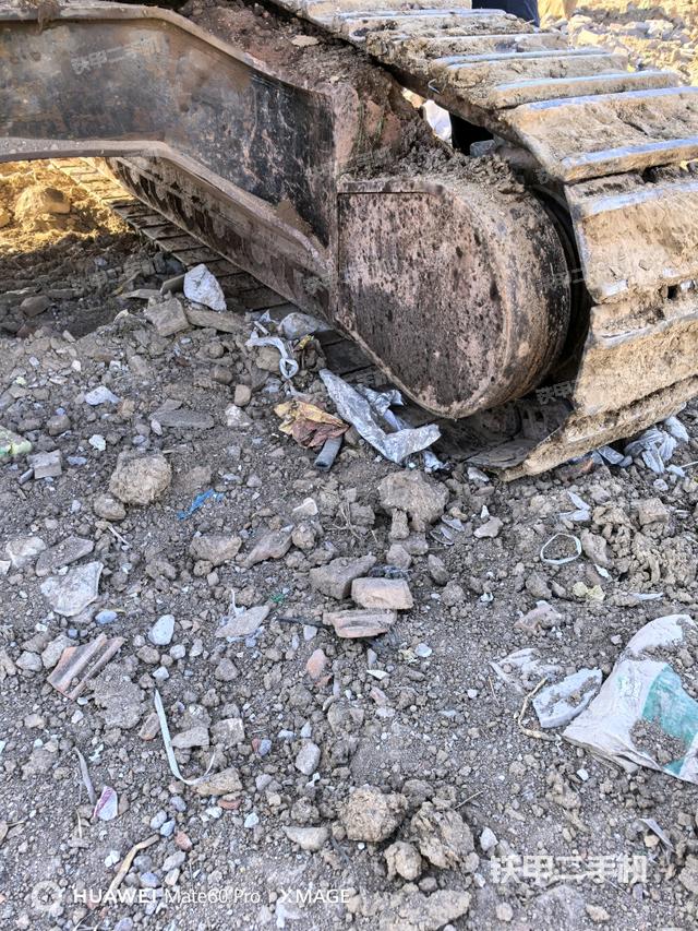 左導(dǎo)向輪（行走機(jī)構(gòu)）