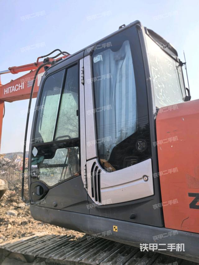 駕駛室左后45度（駕駛室部分）