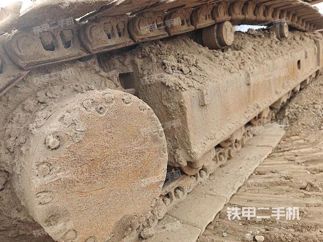 單側履帶整體（整機外觀）