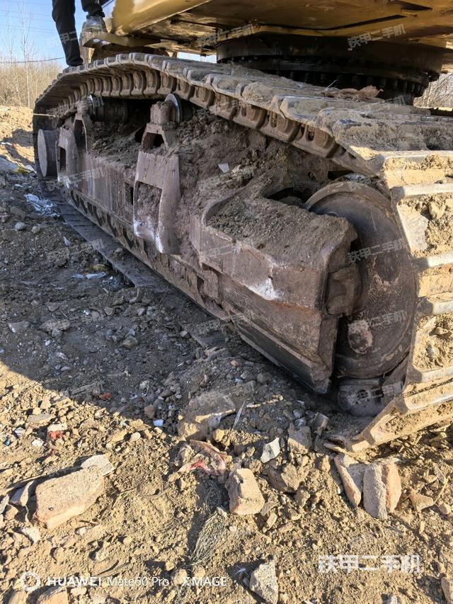 左側(cè)履帶整體?（行走機(jī)構(gòu)）